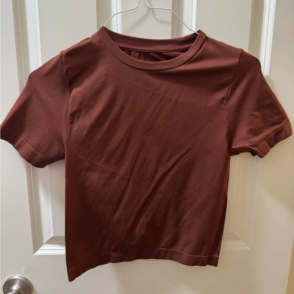 a new day Short Sleeve Crewneck Top - Rust Brown